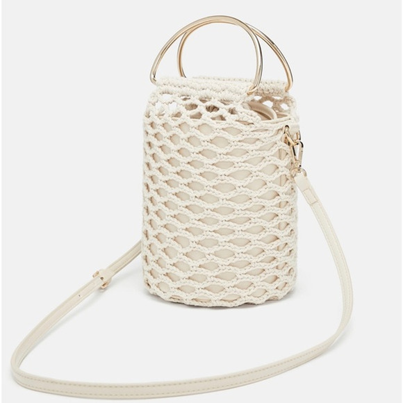 Zara Trafulac Crocheted Bucket Bag Cream Gold Crossbody Boho Club Party Glam - Picture 1 of 10